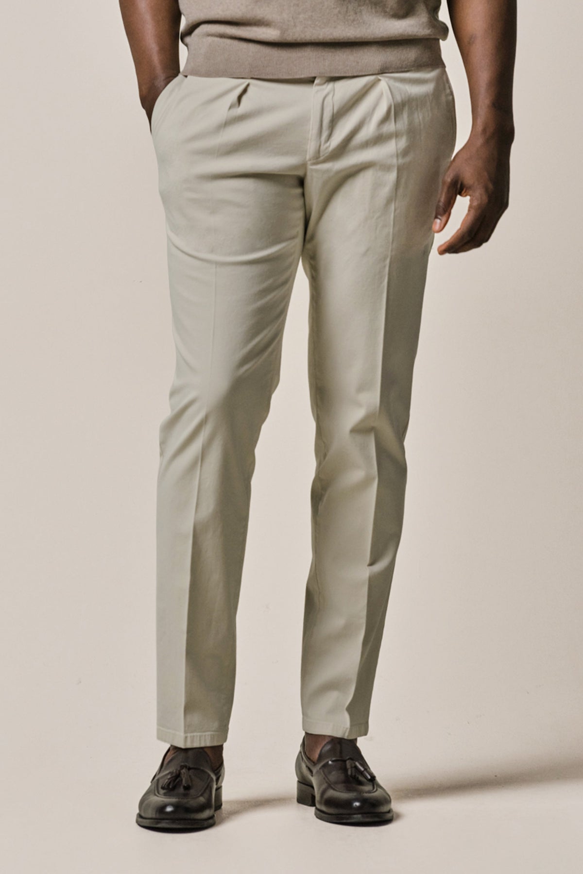 Off white stretch chino