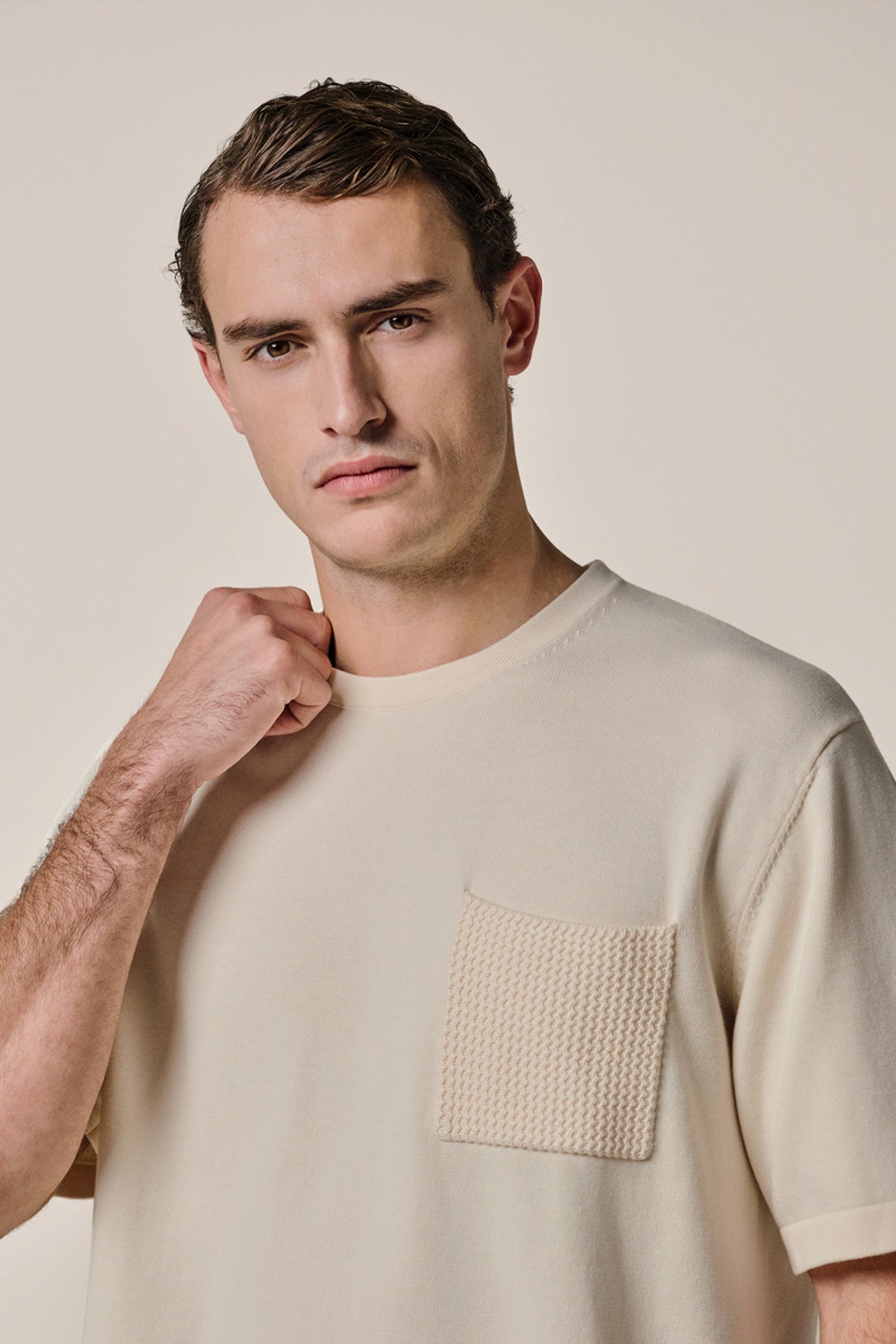 Off-white katoenen t-shirt borstzak