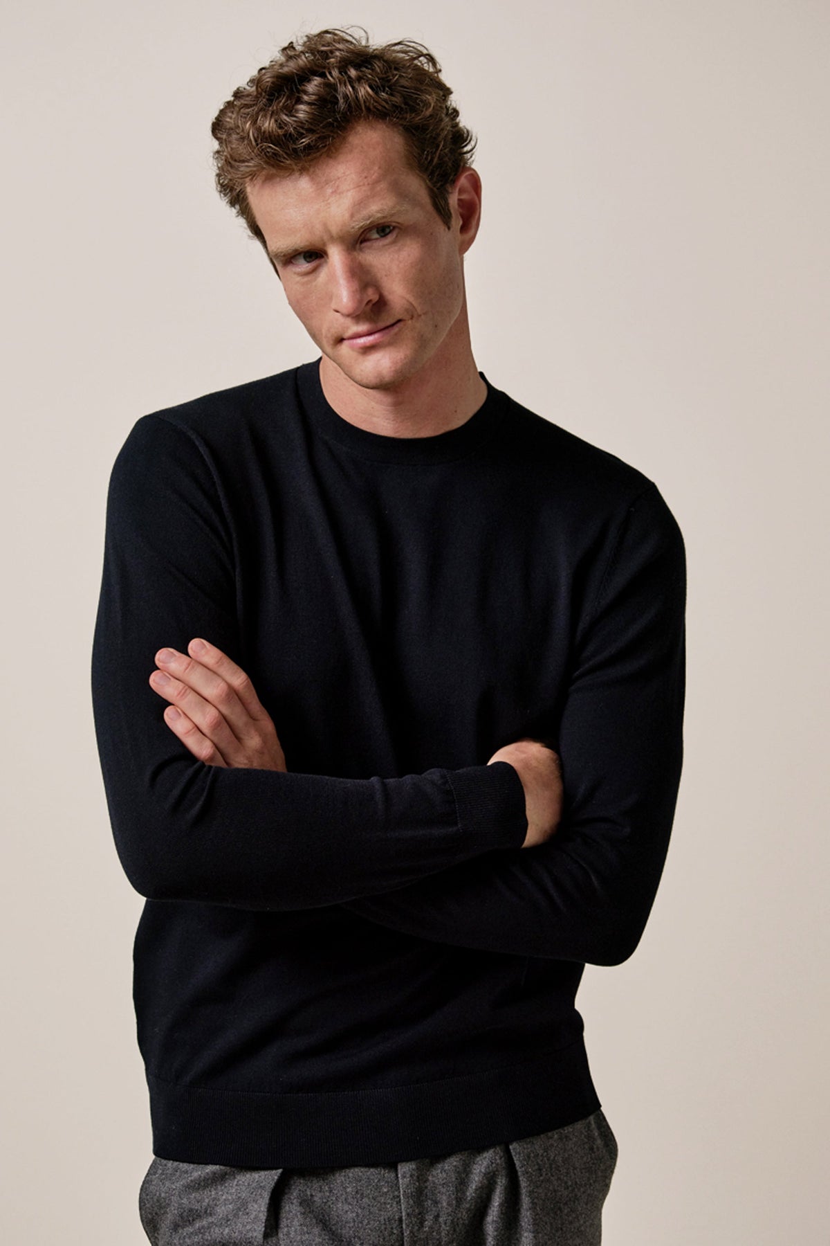 Navy Luxury Basic crewneck