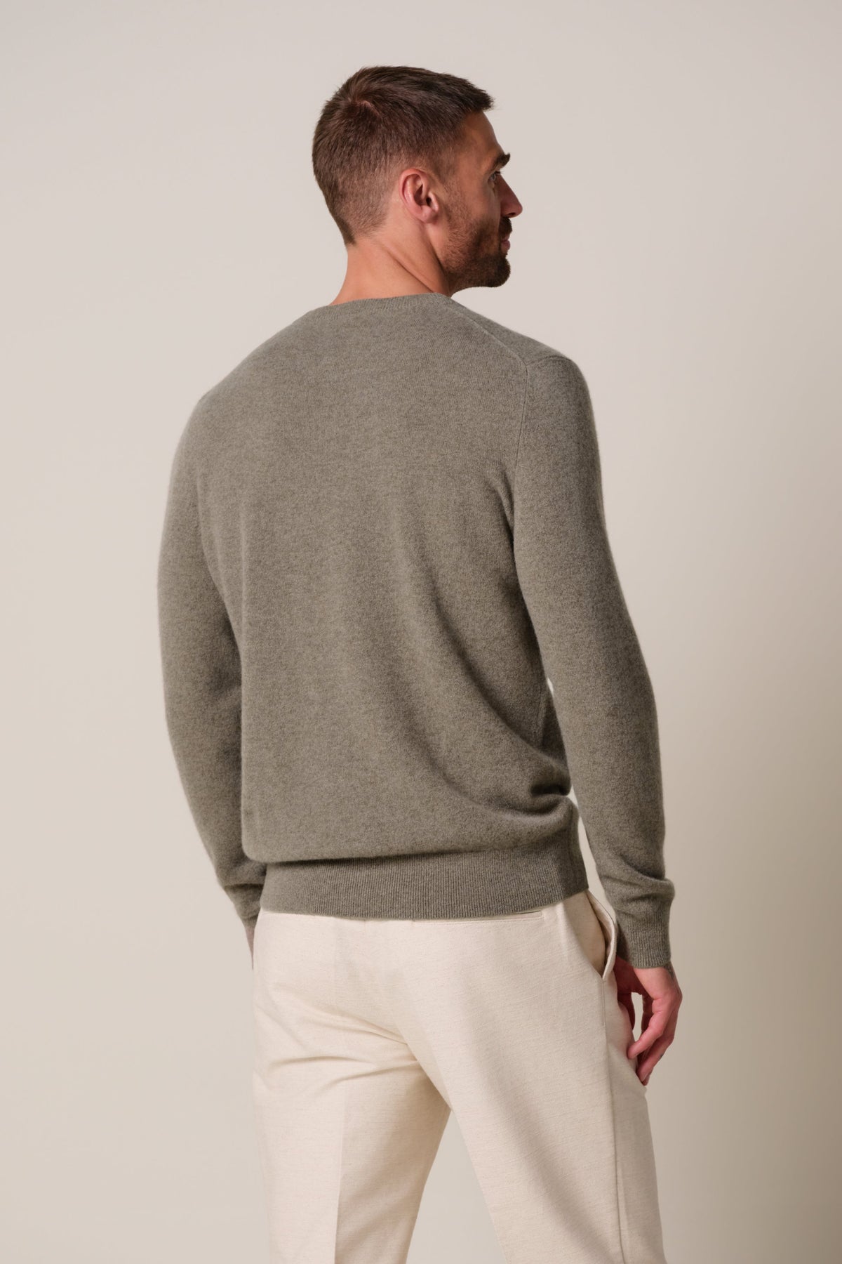 Beige cashmere crewneck