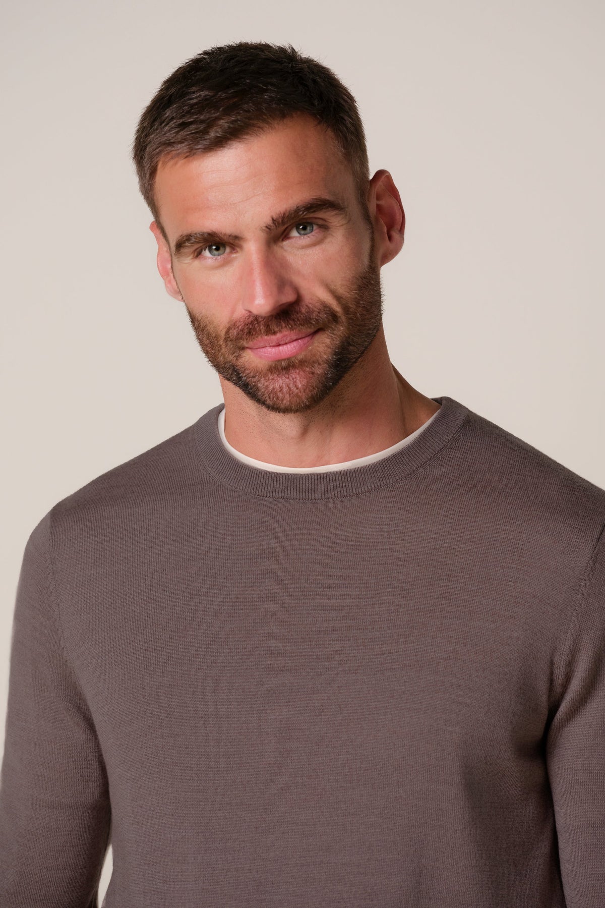 Aubergine merino crewneck