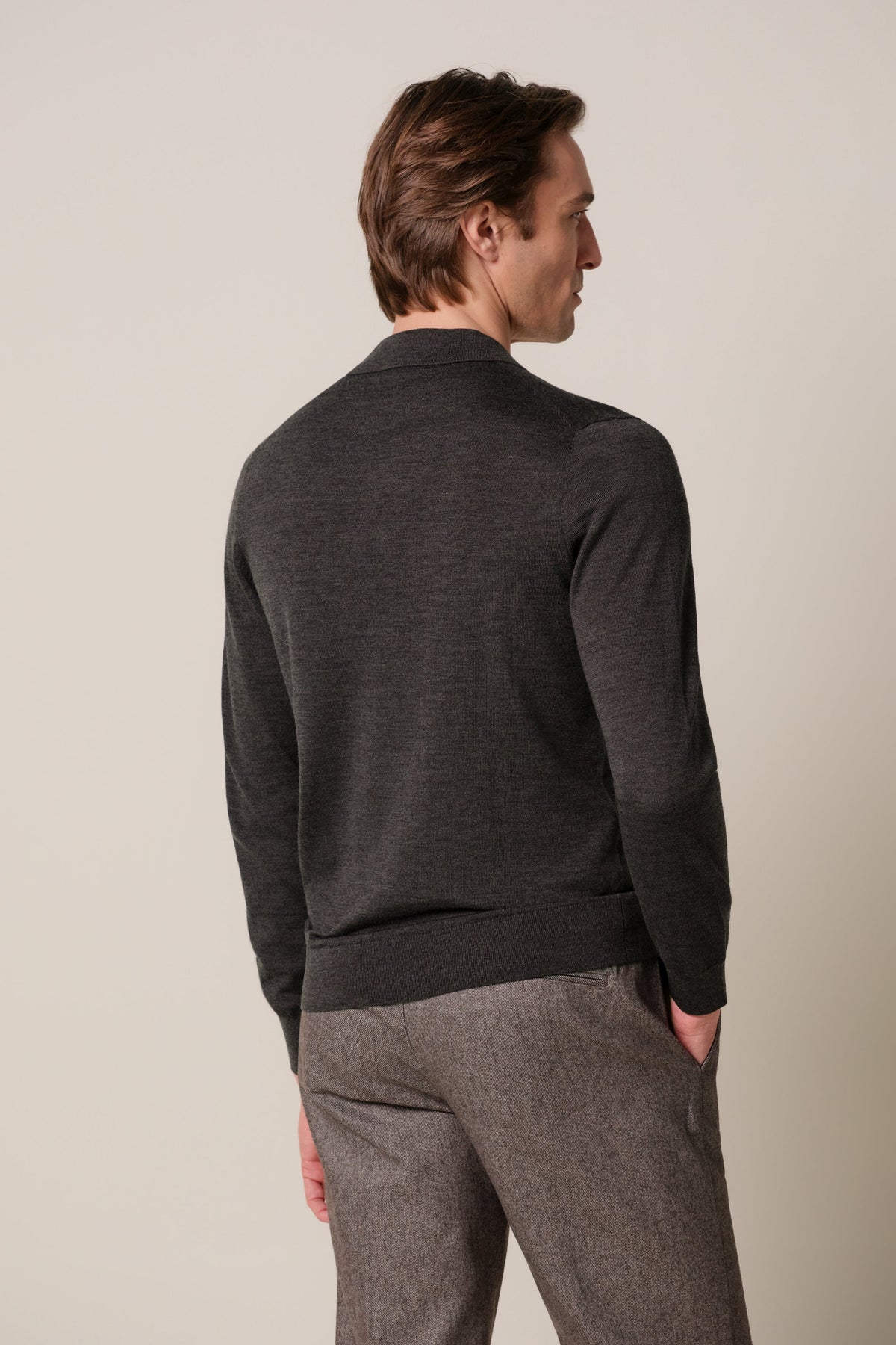 Bruine merino open kraag polo