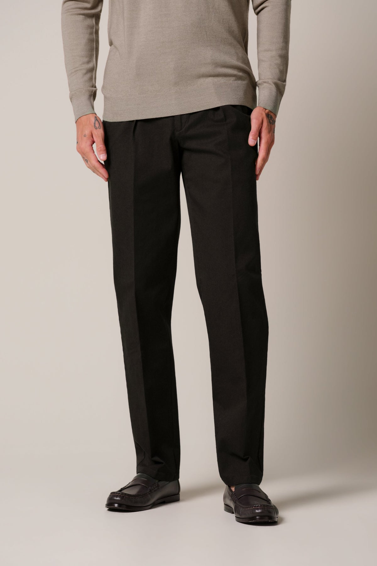 Donkerbruine stretch twill chino