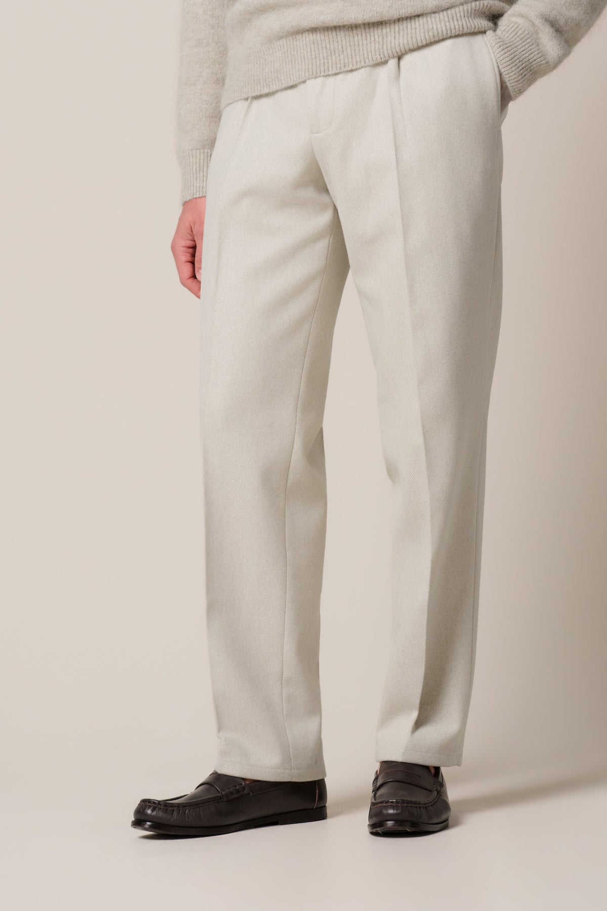 Beige visgraat wollen broek
