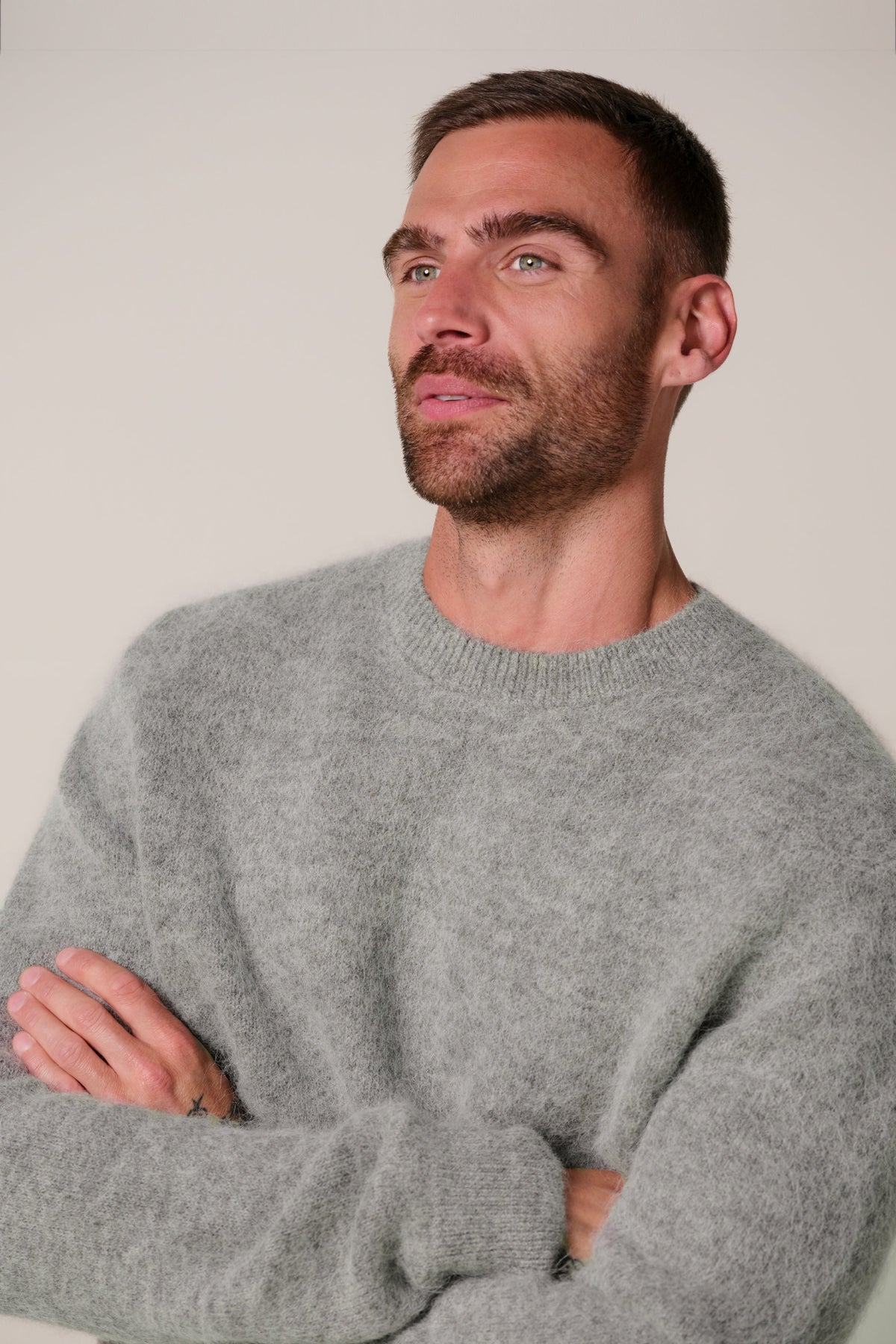 Grijze wollen alpaca crewneck
