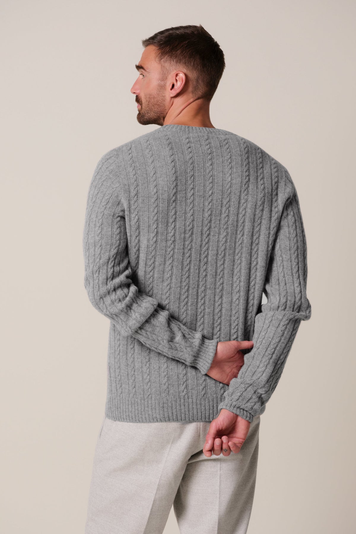 Grijze wollen cashmere kabel crewneck