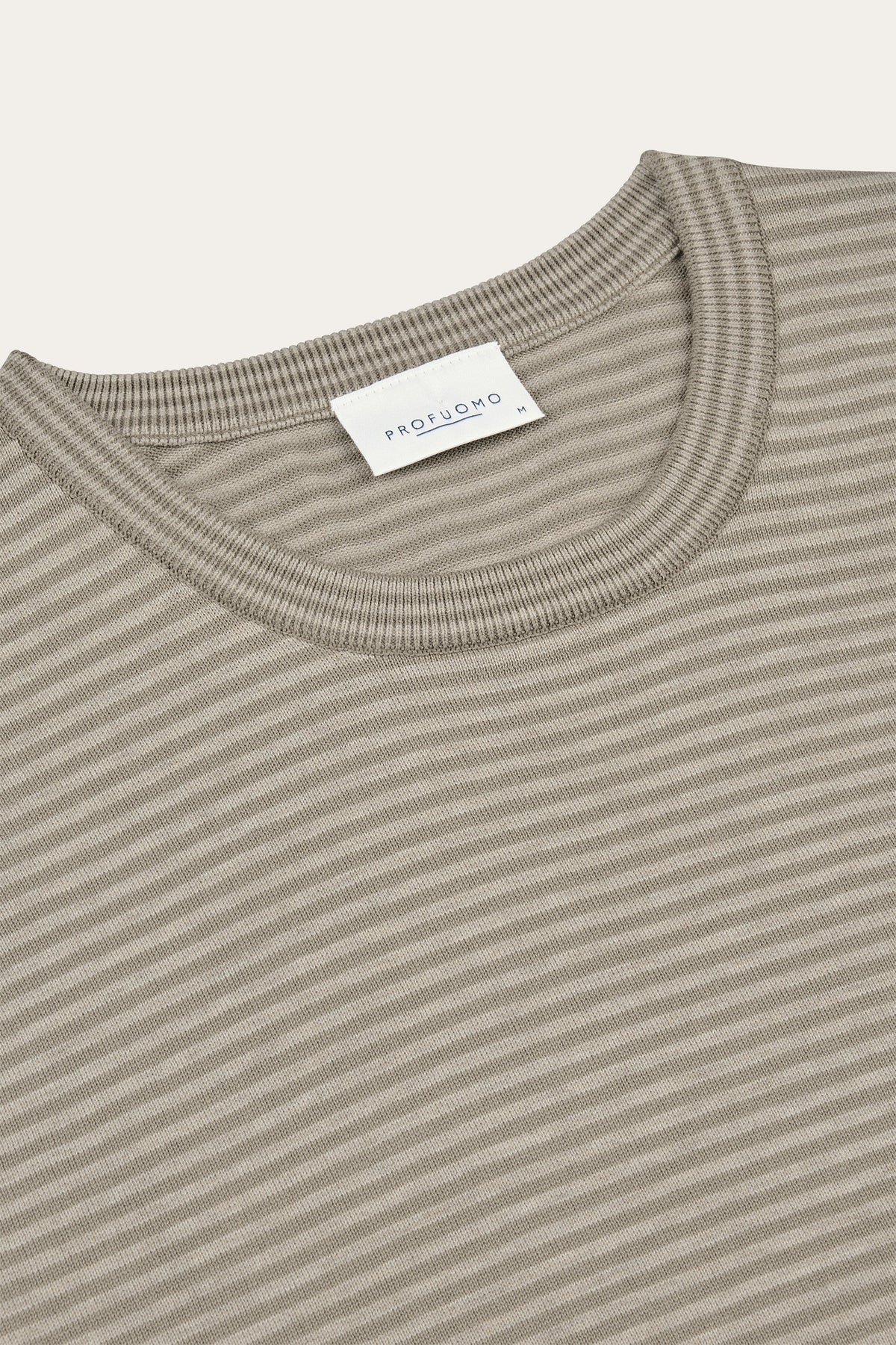 Donkerbeige Aero Ease T-shirt