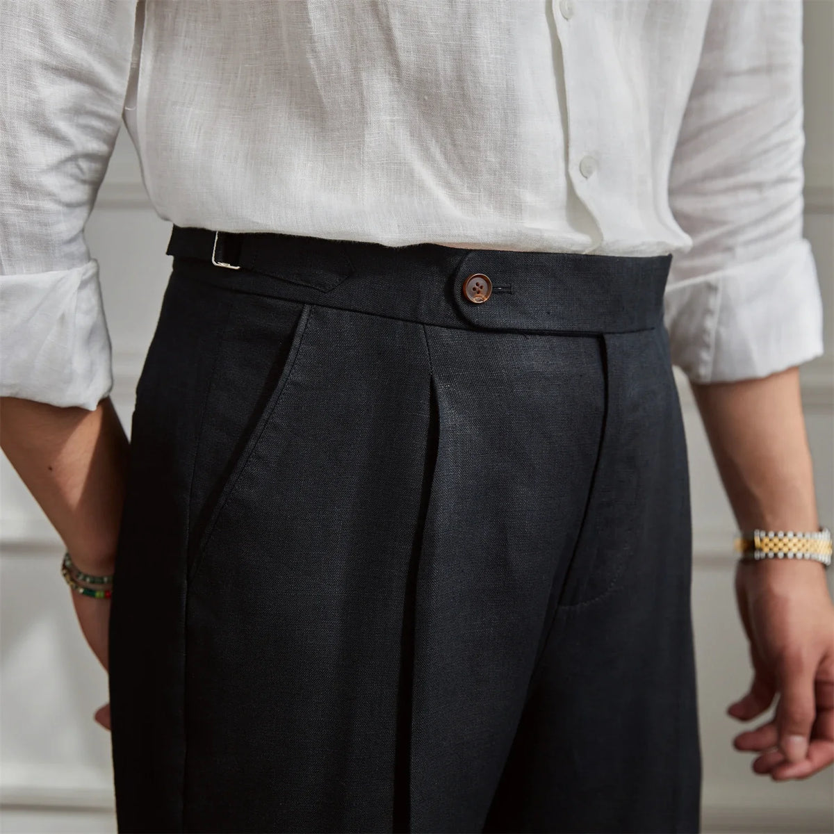 Men’s Pleated Linen Trousers