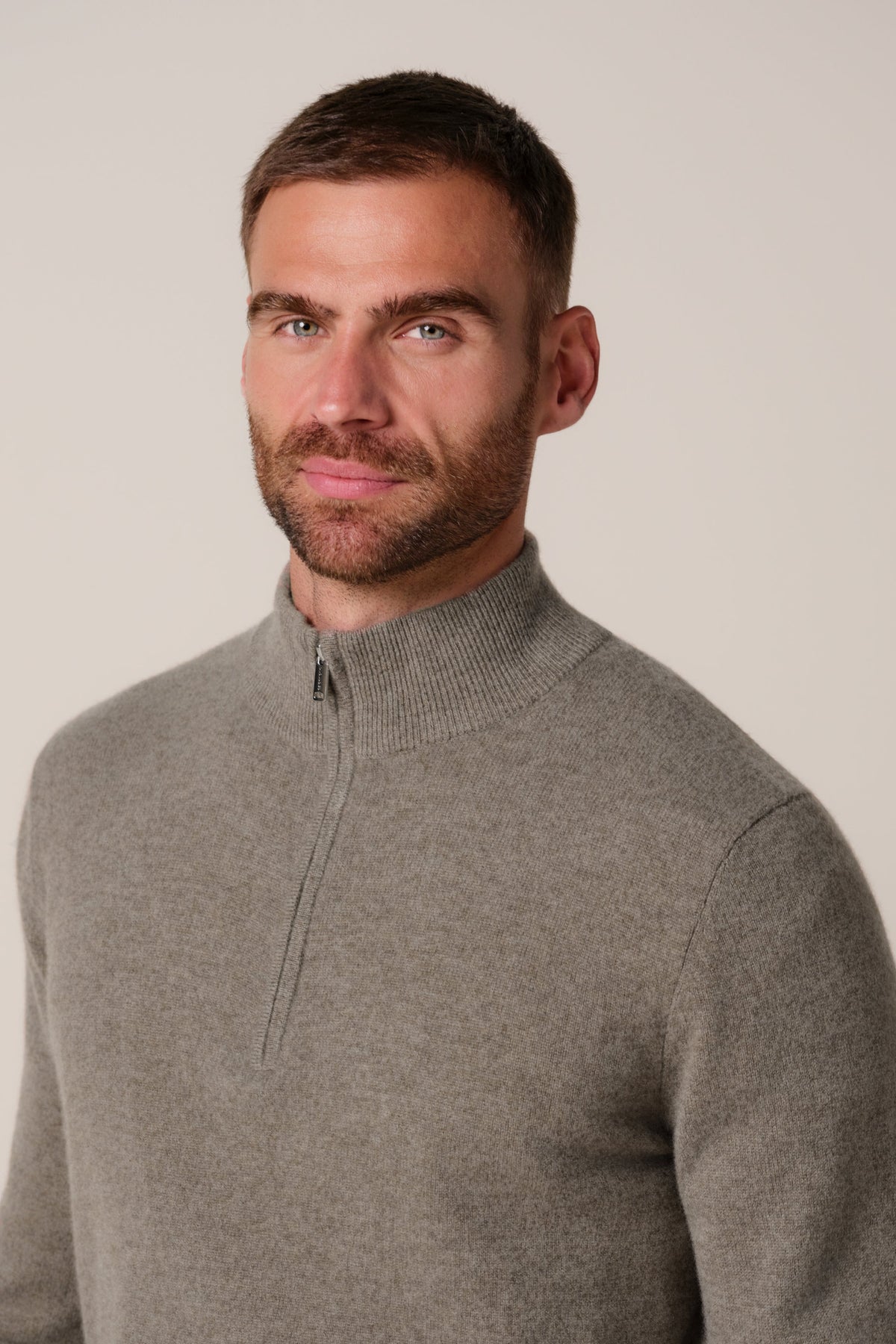 Donkerbeige cashmere half zip