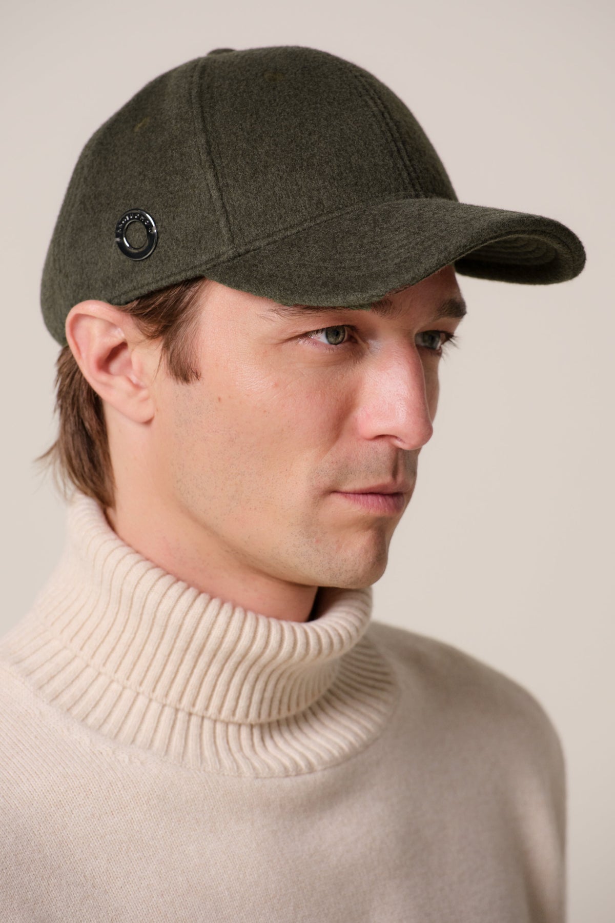 Donkergroene wollen baseball cap