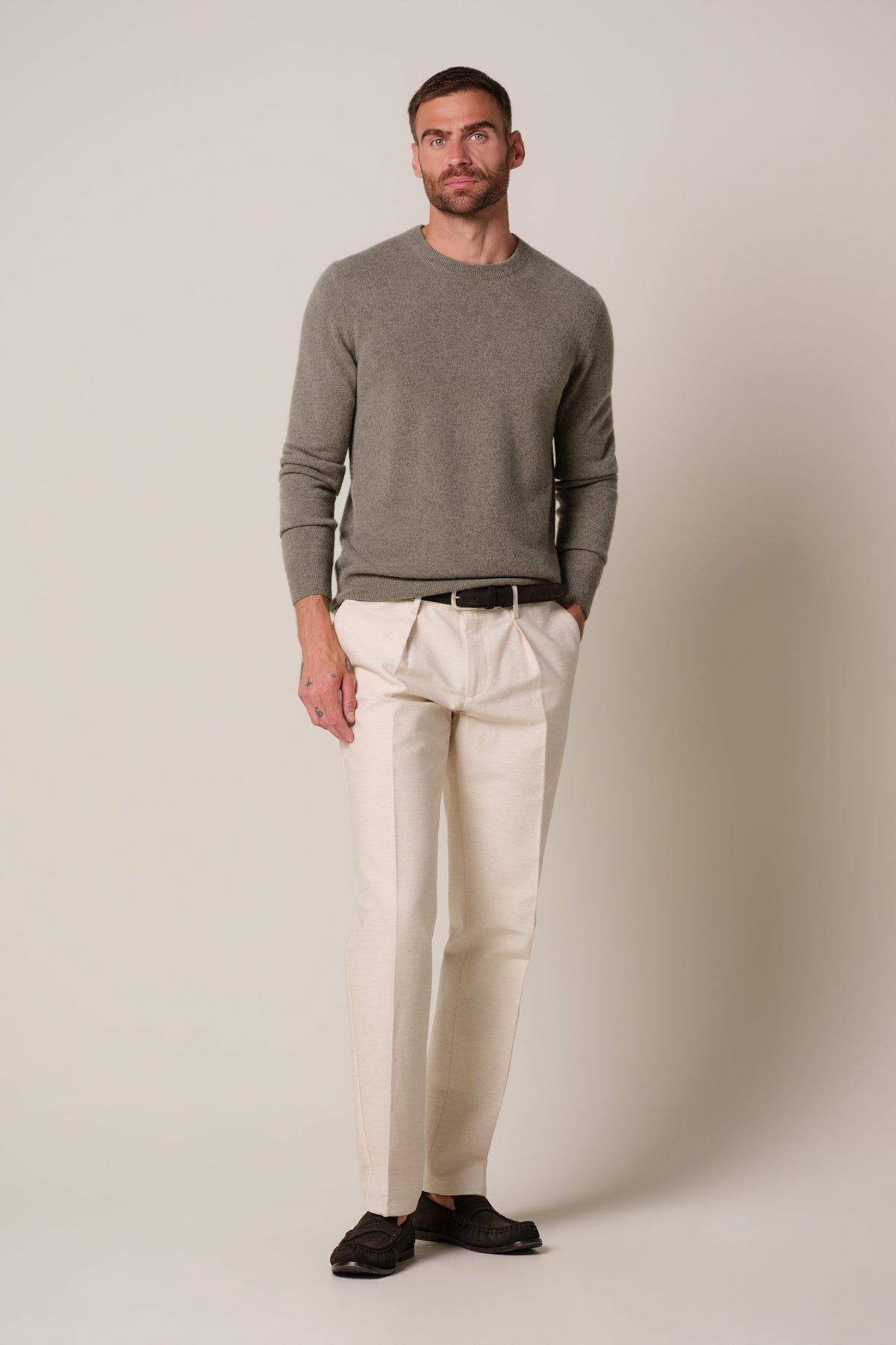 Beige cashmere crewneck