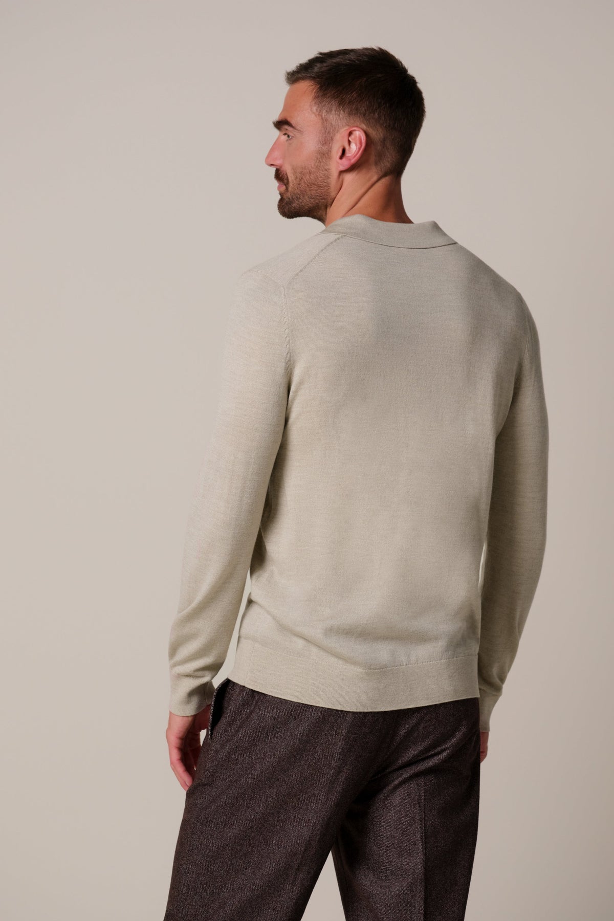 Beige merino open kraag polo