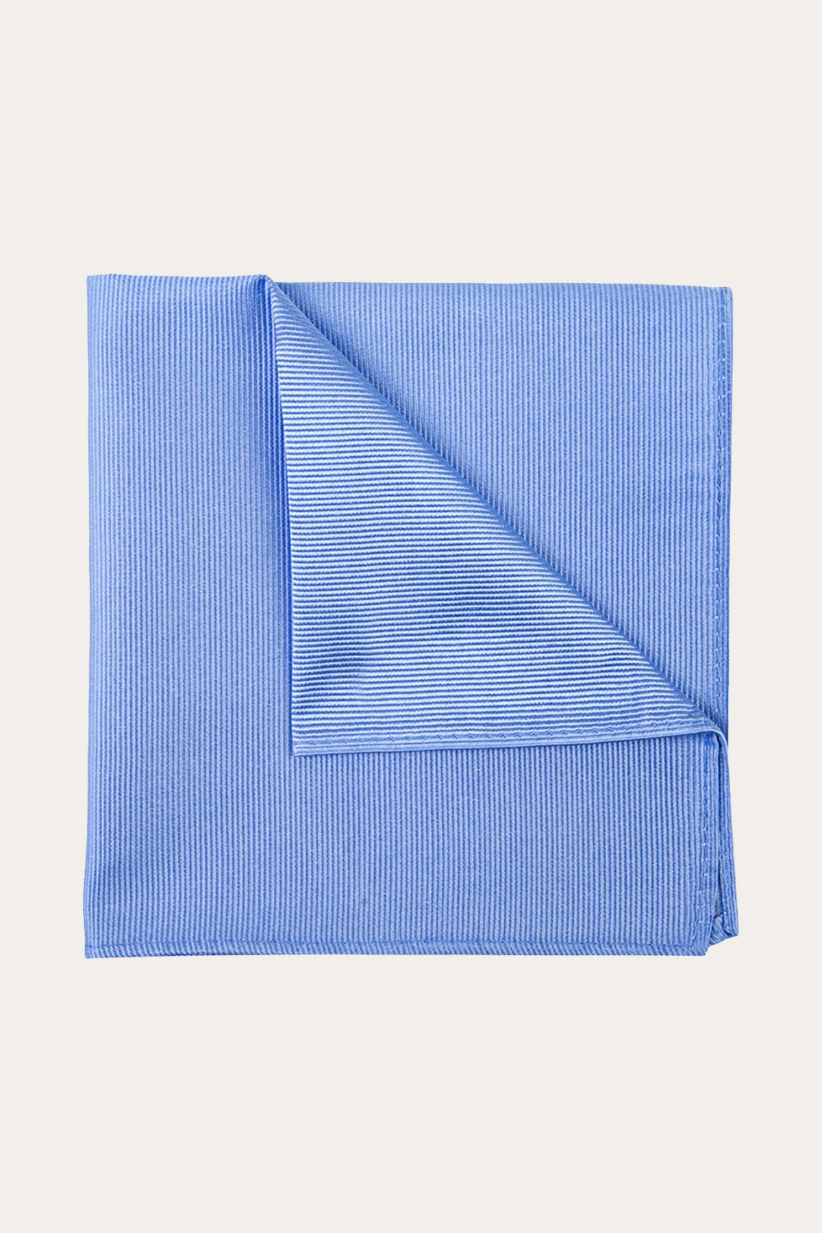 Licht blauw uni zijden pochet