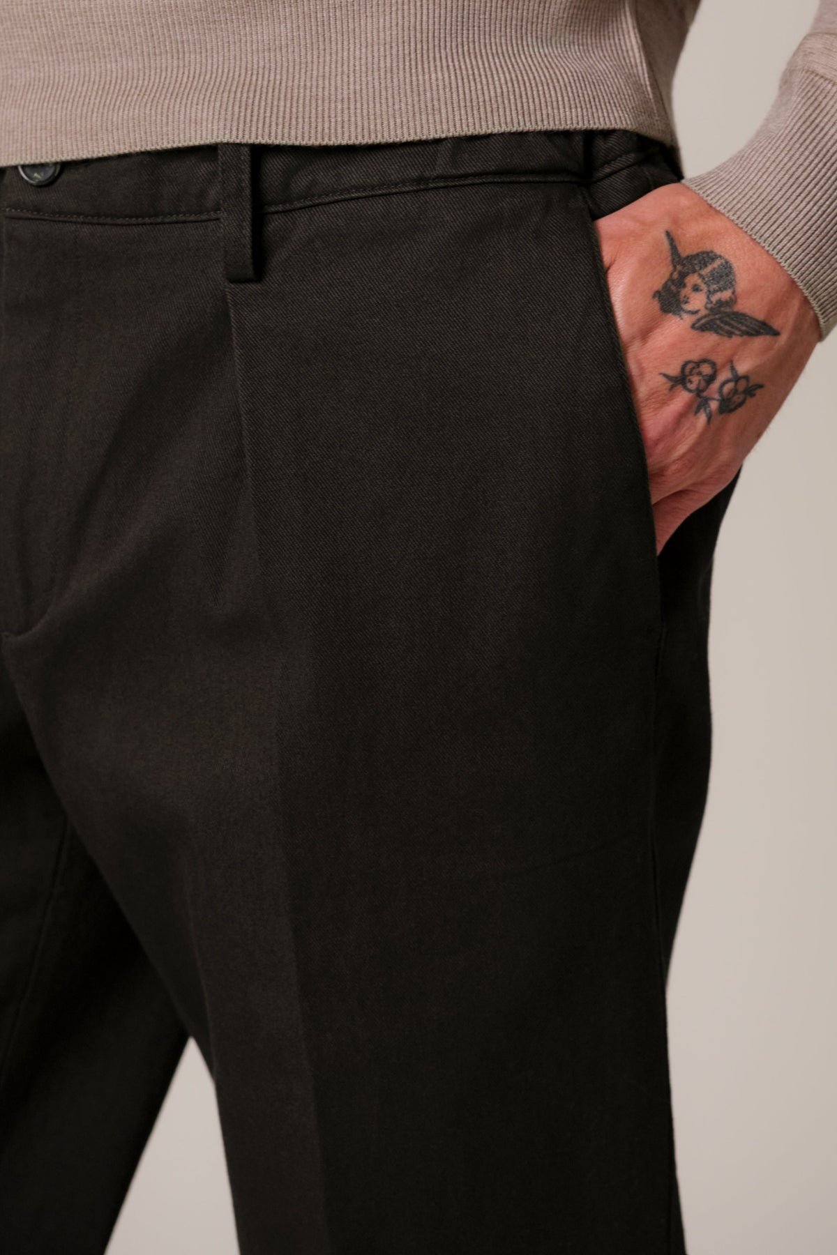 Donkerbruine stretch twill chino