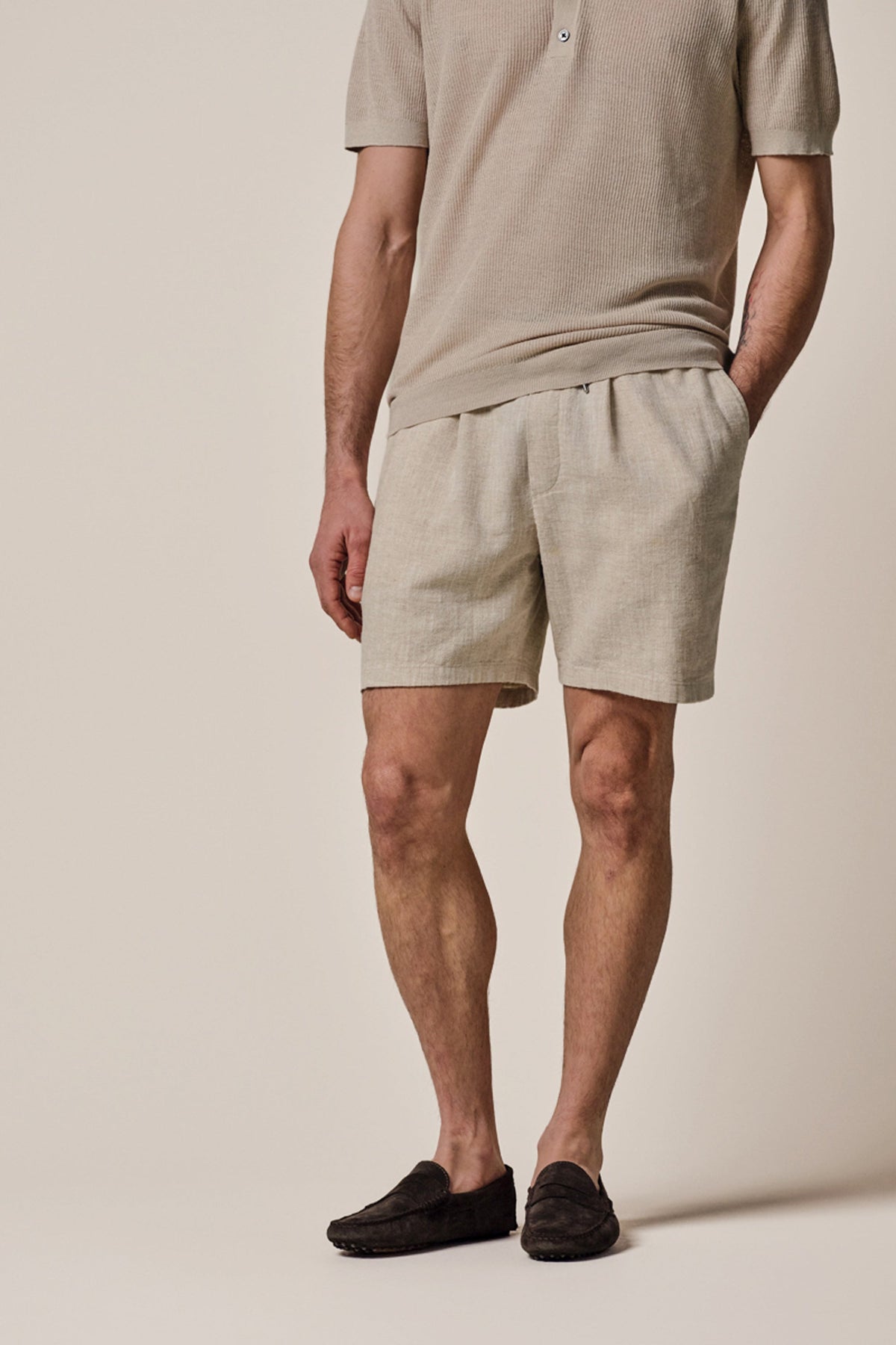 Beige linnen loose fit shorts