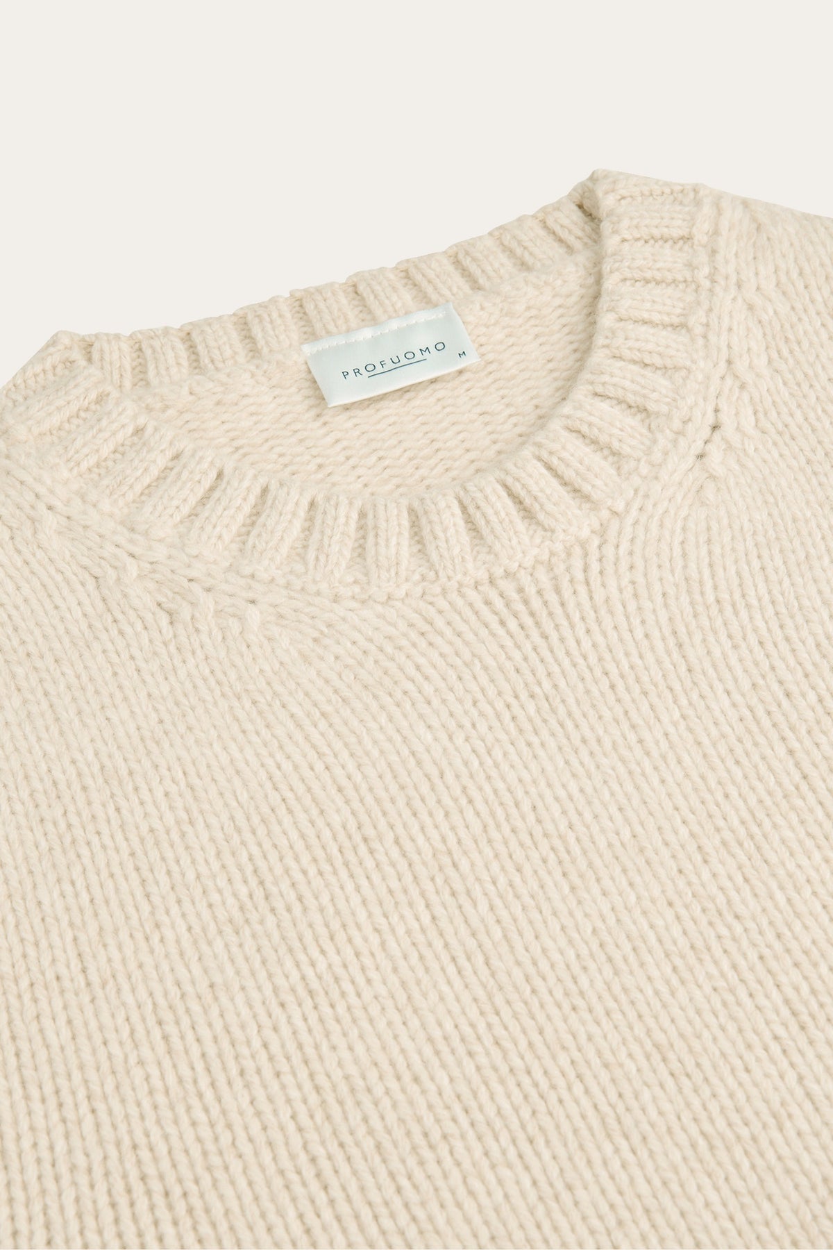Raw white wollen crewneck