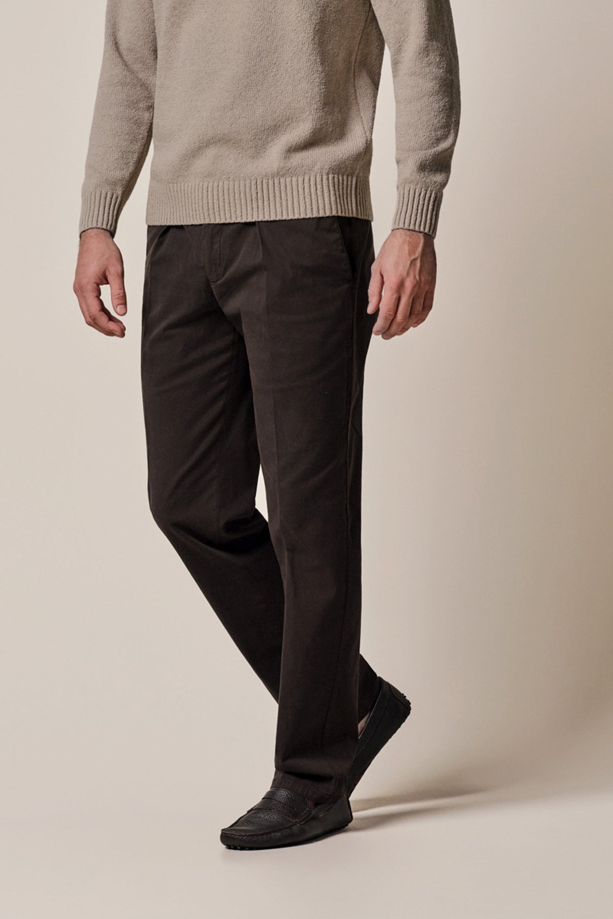 Donkerbruine katoenen stretch chino