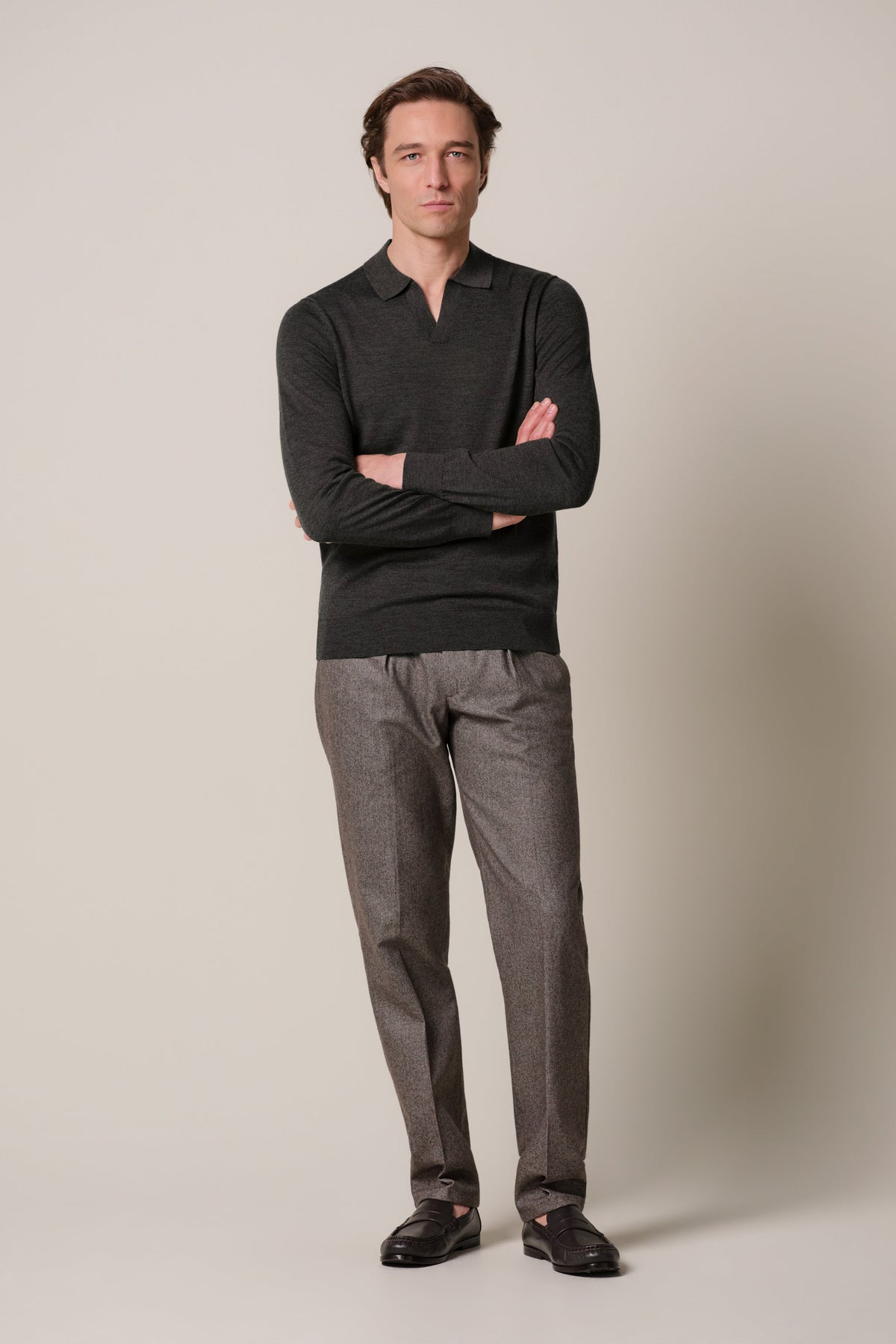 Bruine merino open kraag polo