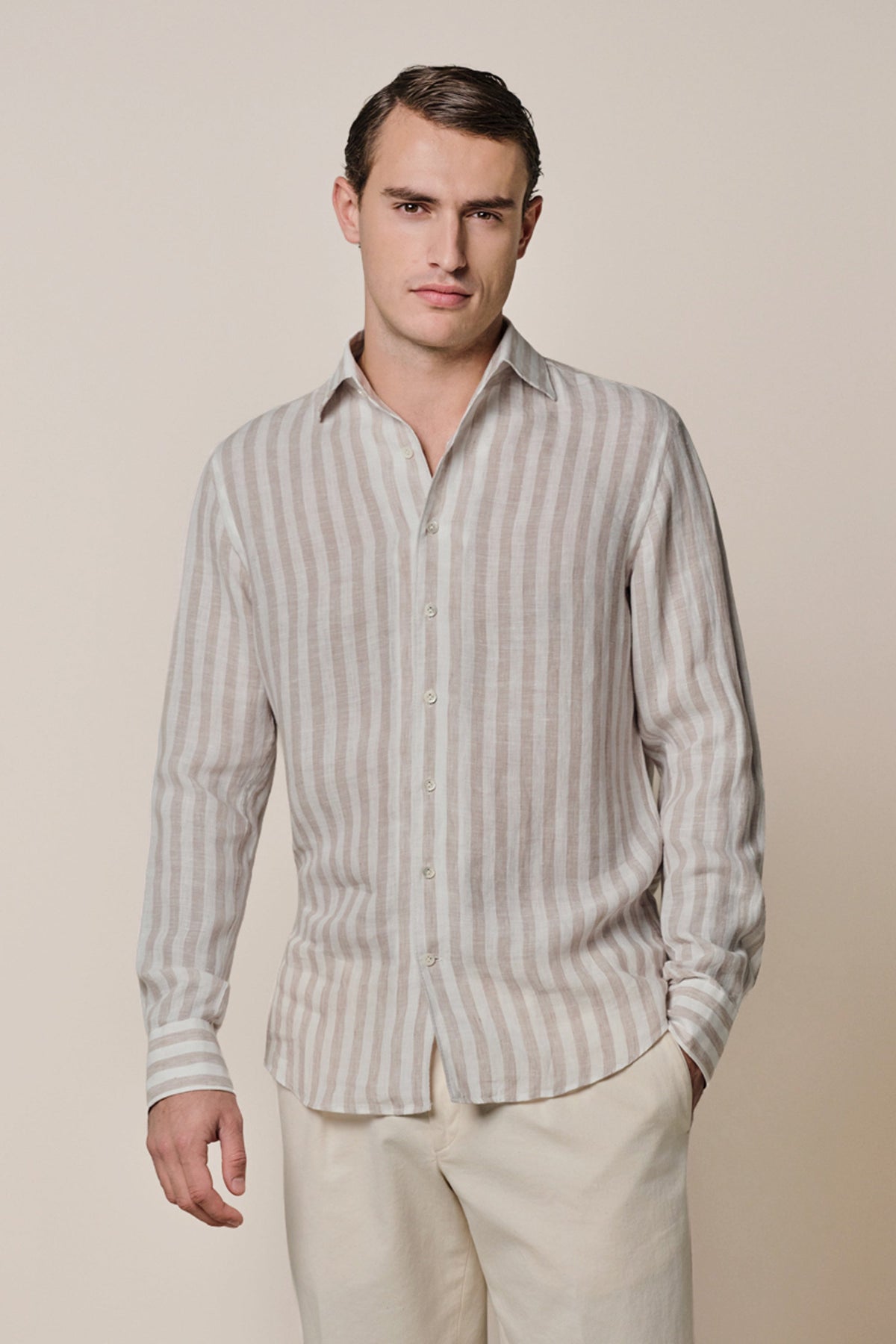 Beige linnen one piece overhemd
