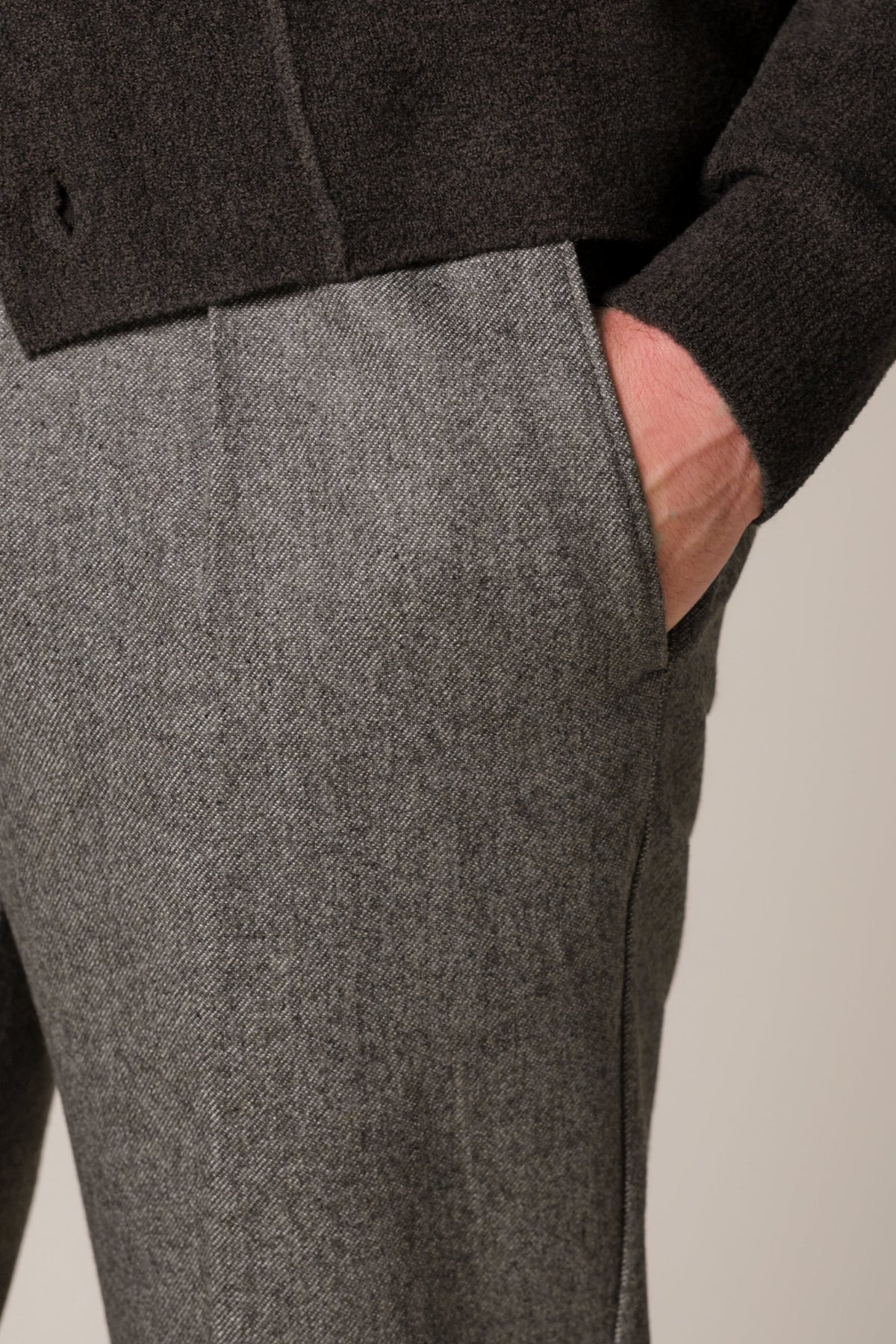 Taupe katoen wol chino