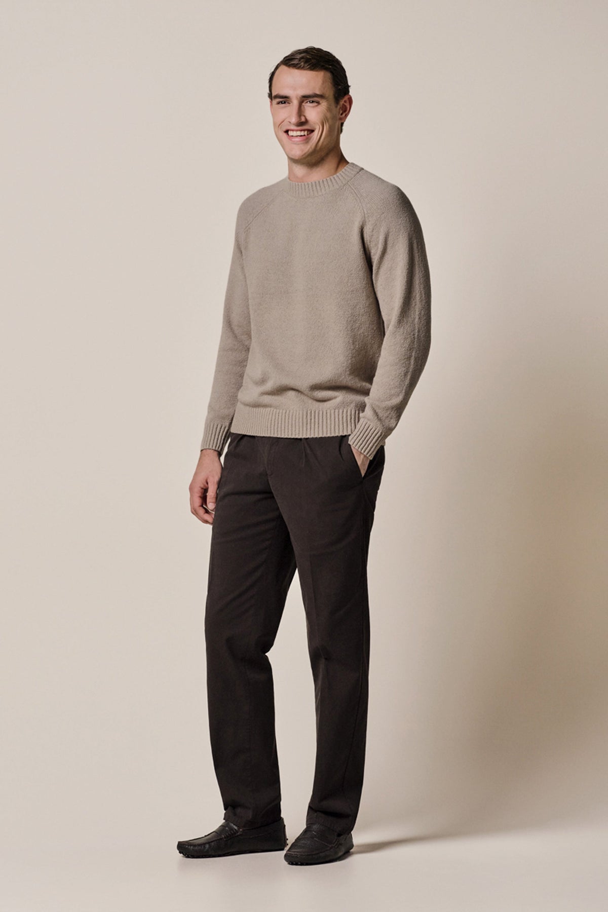 Donkerbruine katoenen stretch chino