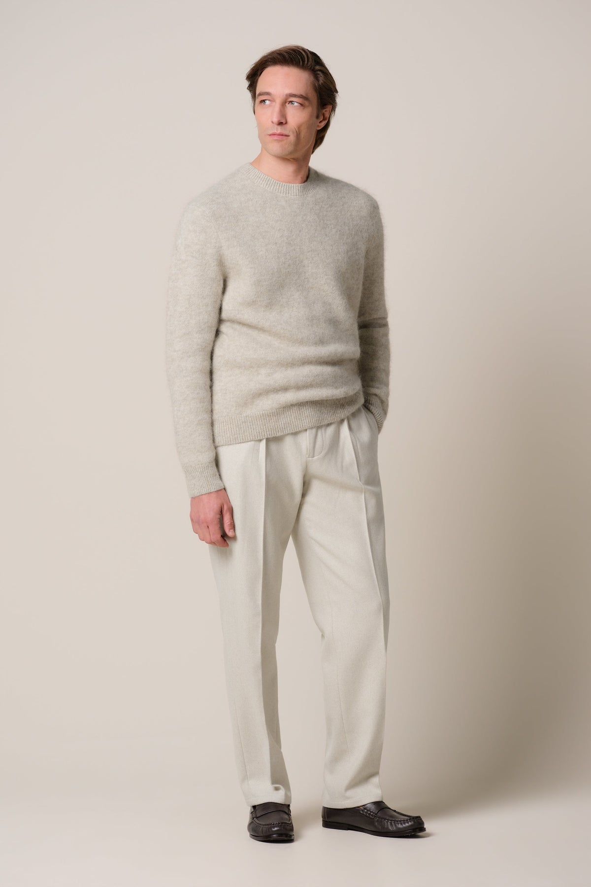 Beige visgraat wollen broek