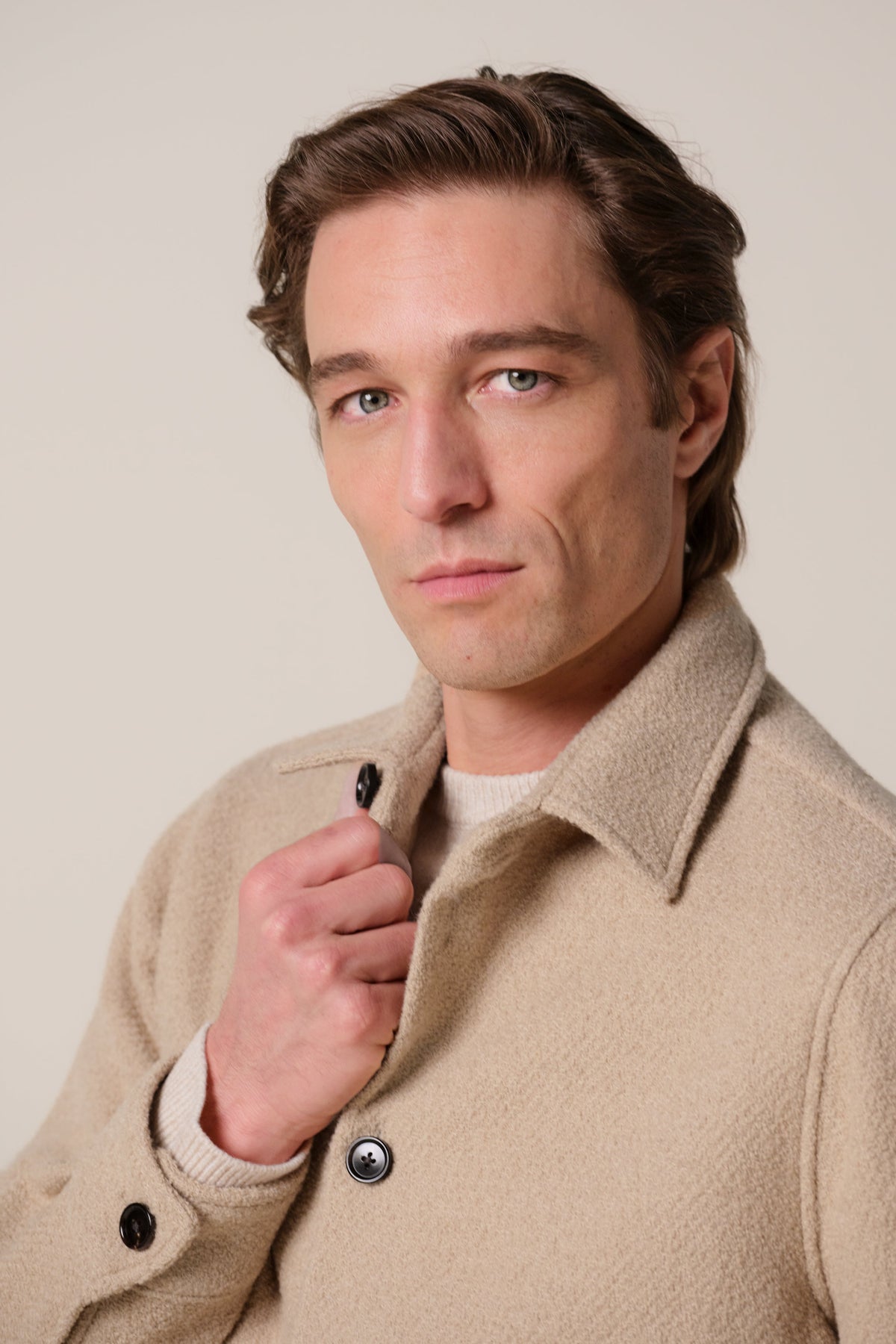 Lichtbeige boucle overshirt