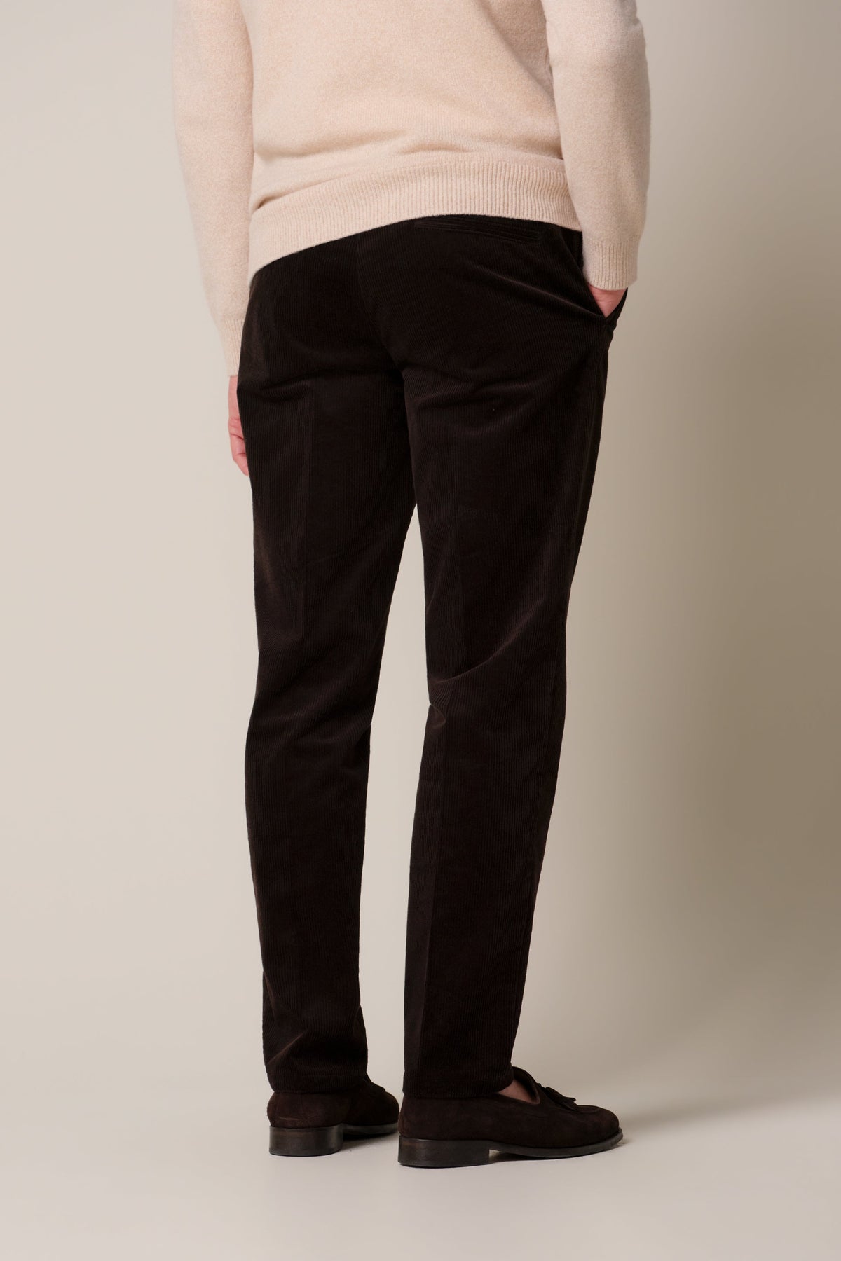 Donkerbruine corduroy chino