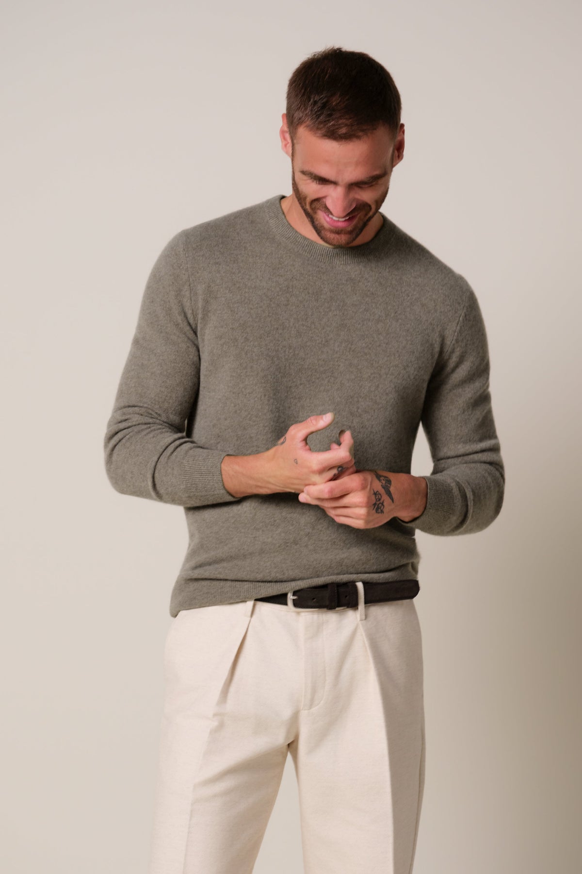 Beige cashmere crewneck