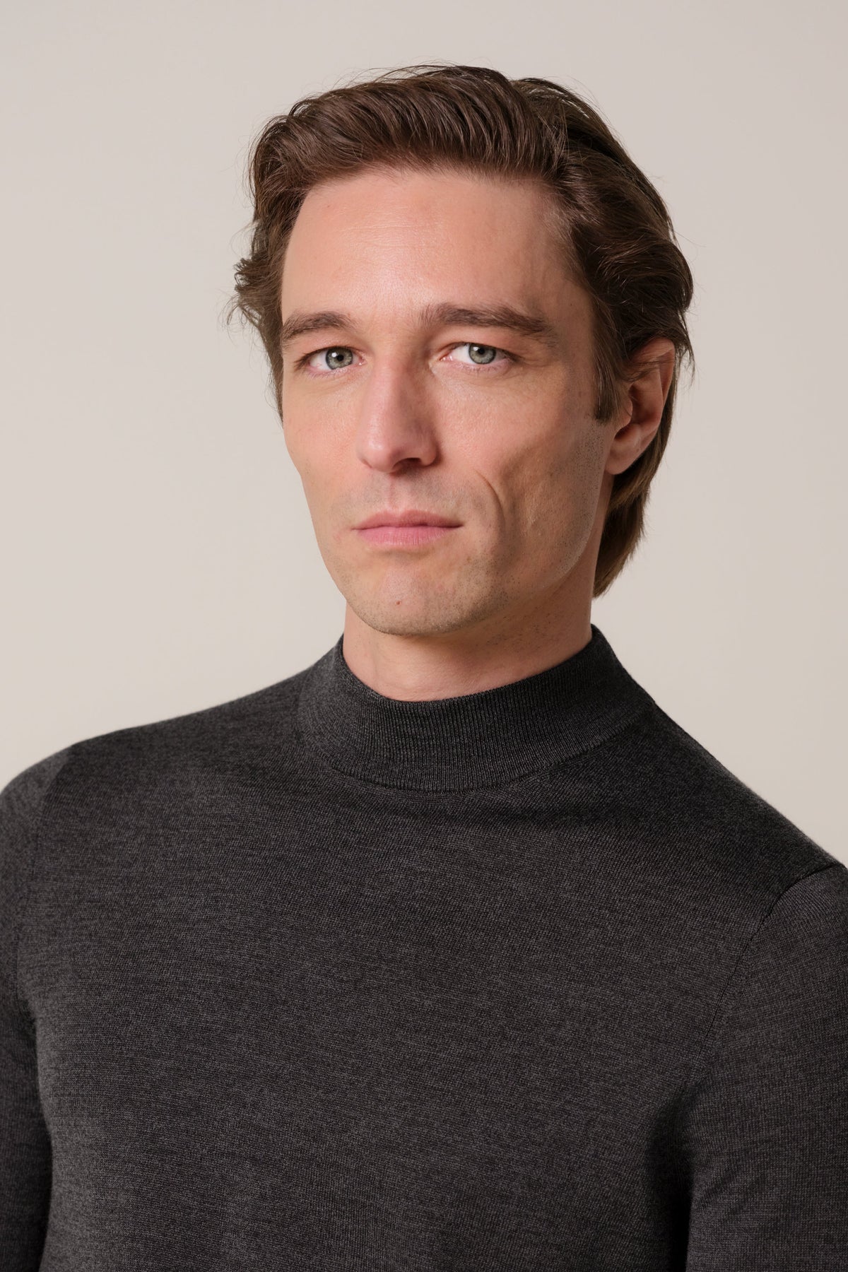 Donkerbruine merino mockneck