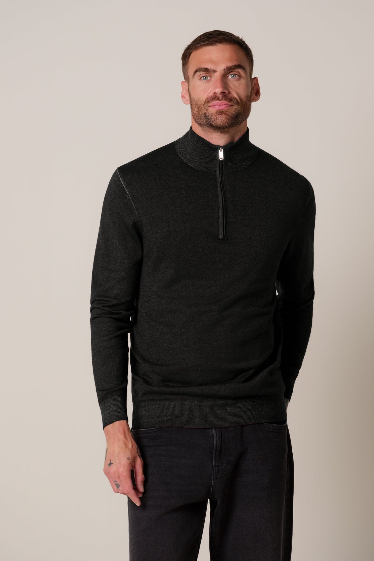Bruine Garment Dye merino half zip