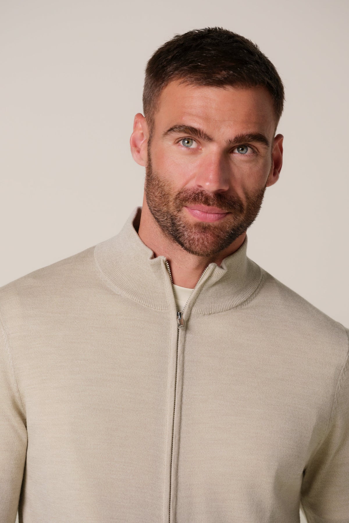 The Hawthorne Beige Merino Full-Zip Vest