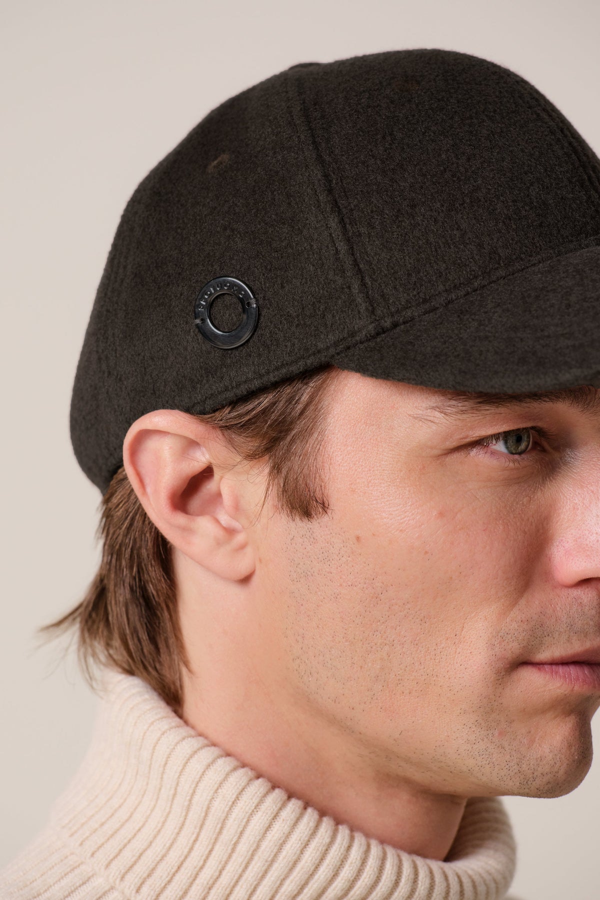 Donkerbruine wollen baseball cap