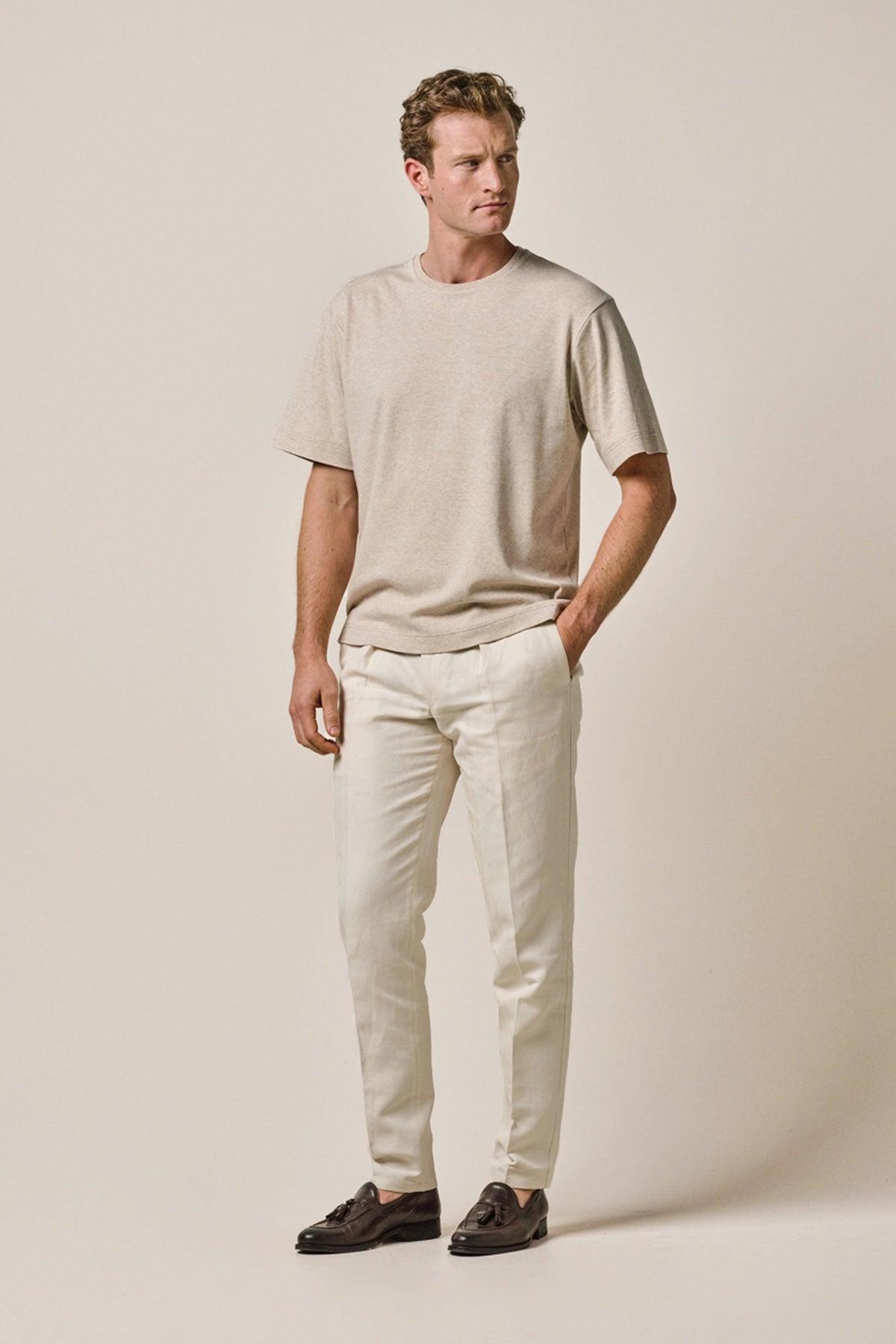 Off-white visgraat chino