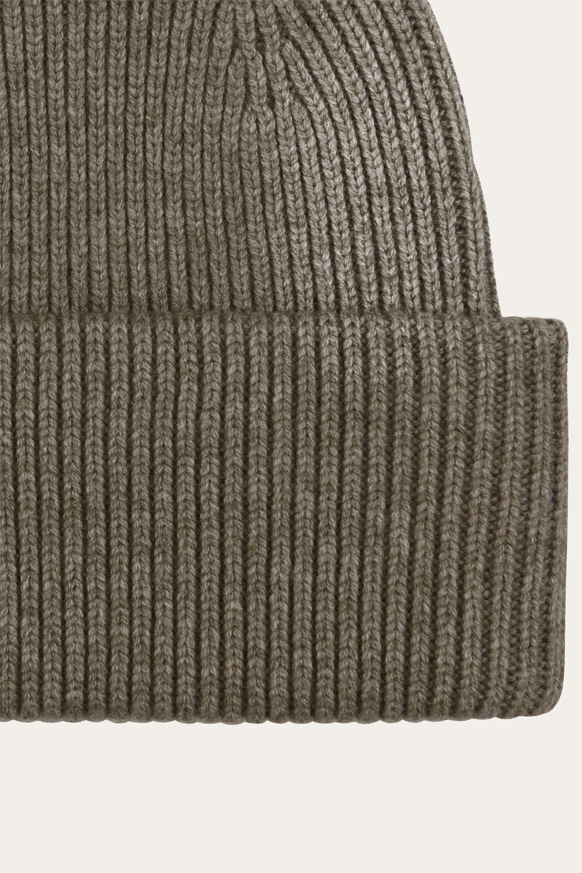 Bruine wol knitted beanie
